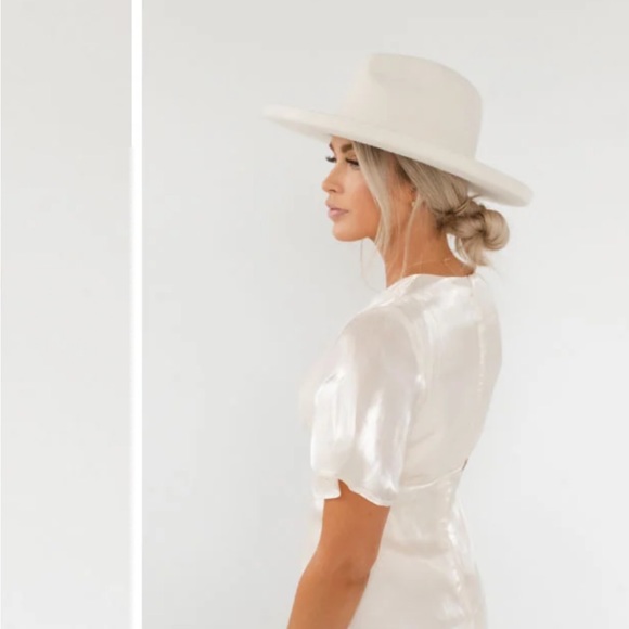 Gigi Pip x Cara Loren Hat Collaboration - Picture 2 of 8